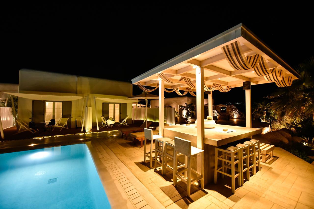 Queen Boutique Suites Mykonos Town Exterior photo