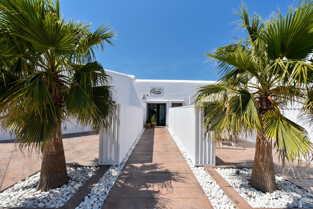 Queen Boutique Suites Mykonos Town Exterior photo